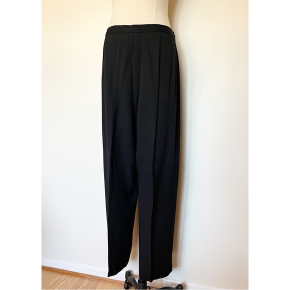 Black Bossy 🛩 2-Piece Suit Set 🌃 - Picture 5 of 8